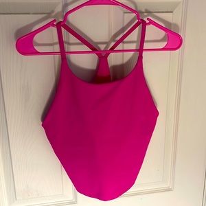 Old navy active tank.